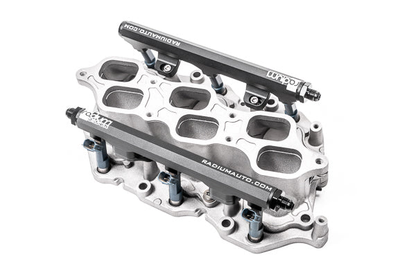 Radium 20-0897 1GR-FE fuel rails installed, detail view