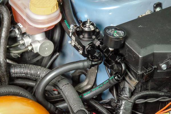 Radium Parallel Fuel Rail Plumbing Kit w/DMR RA Regulator - Subaru WRX 08-14/STI 08-21/FXT SH/LGT 07-14 (EJ20/EJ25) - Radium Engineering | Coore Australia