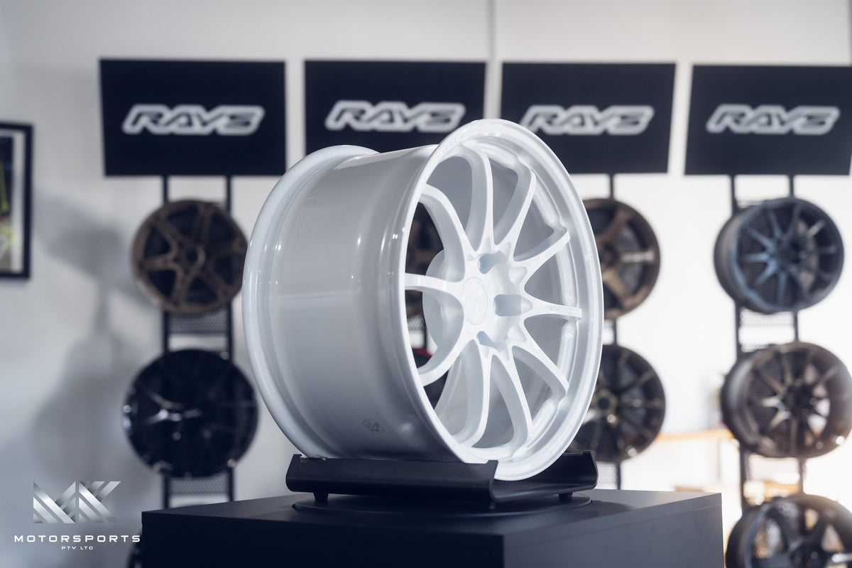 Volk Racing CE28N-plus wheel – view 17