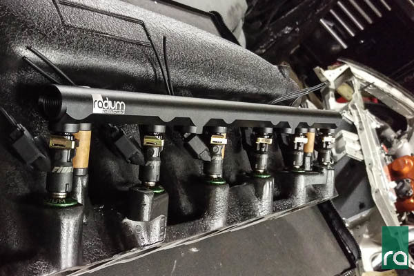 Radium Top Feed Conversion Fuel Rail - Nissan Skyline R33 (RB25DET)  - Radium Engineering | Coore Australia