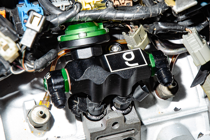 Radium Top Feed Conversion Primary Fuel Rail - Mazda RX-7 FD/Cosmo (13B)