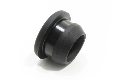 Radium 10AN Male Press-In Valve Cover Fittings - Nissan Engines