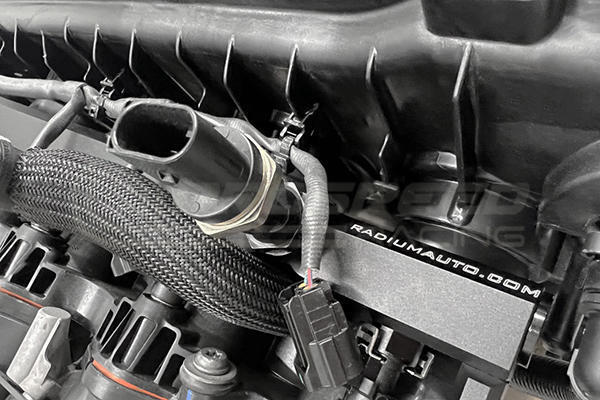 Radium Fuel Rail Plumbing Kit - Audi R8 4S/Lamborghini Huracan 724 (V10)  - Radium Engineering | Coore Australia