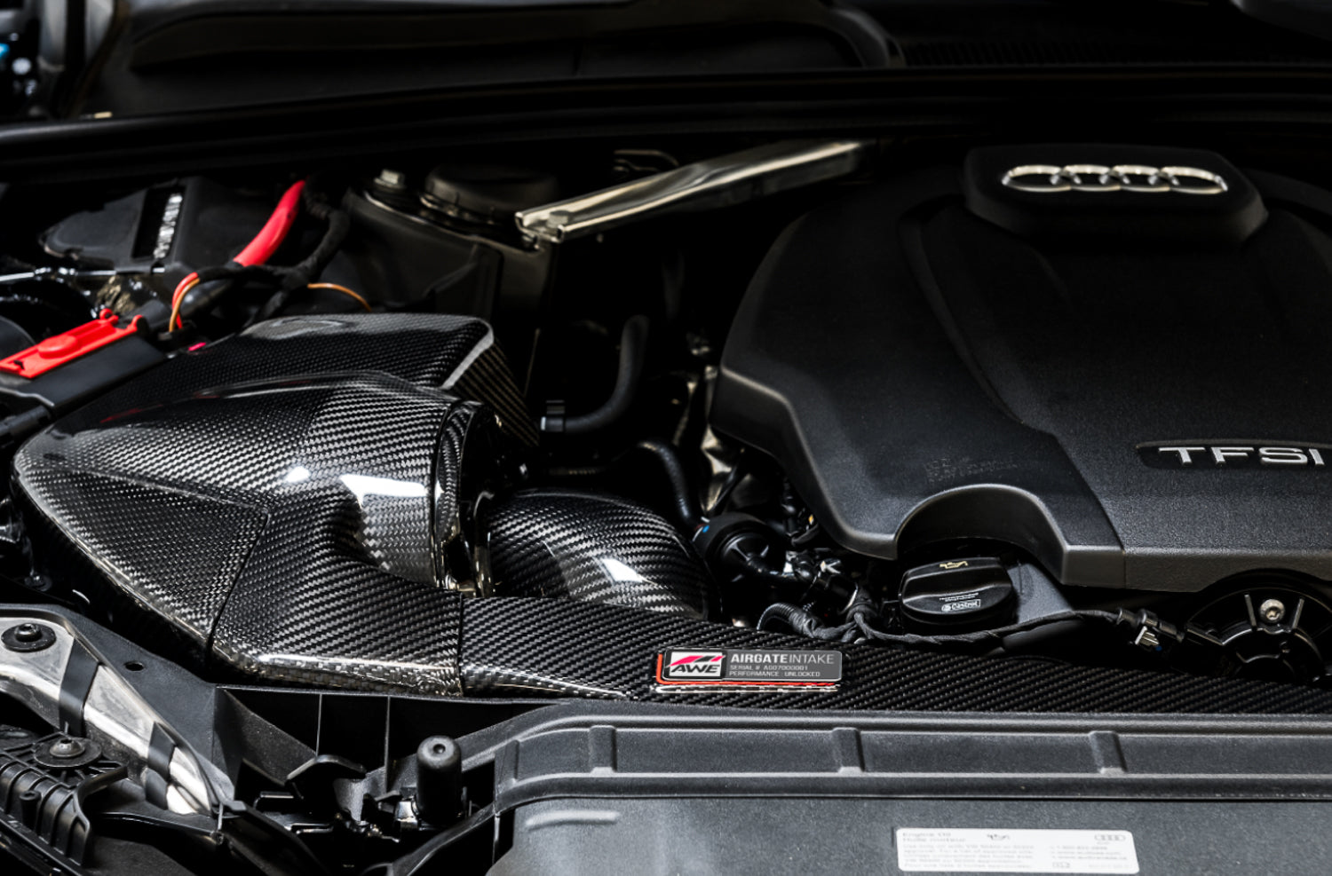 AWE AirGate Carbon Intake – Audi B9 / B9.5 A4 / A5 2.0T