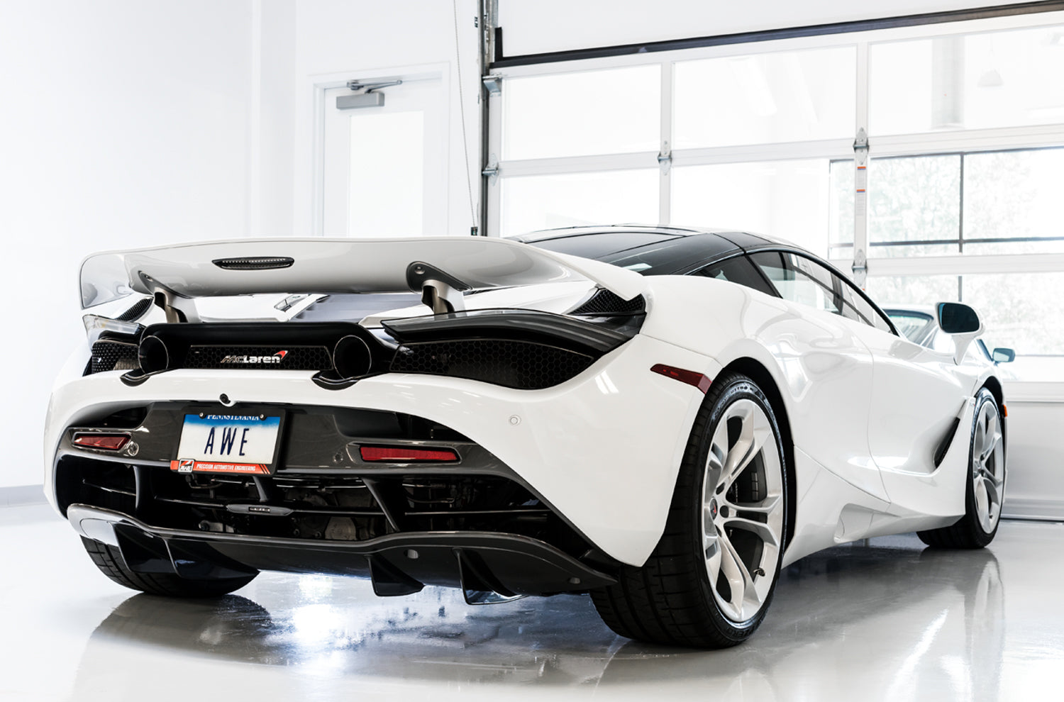 AWE Performance Exhaust – McLaren 720S