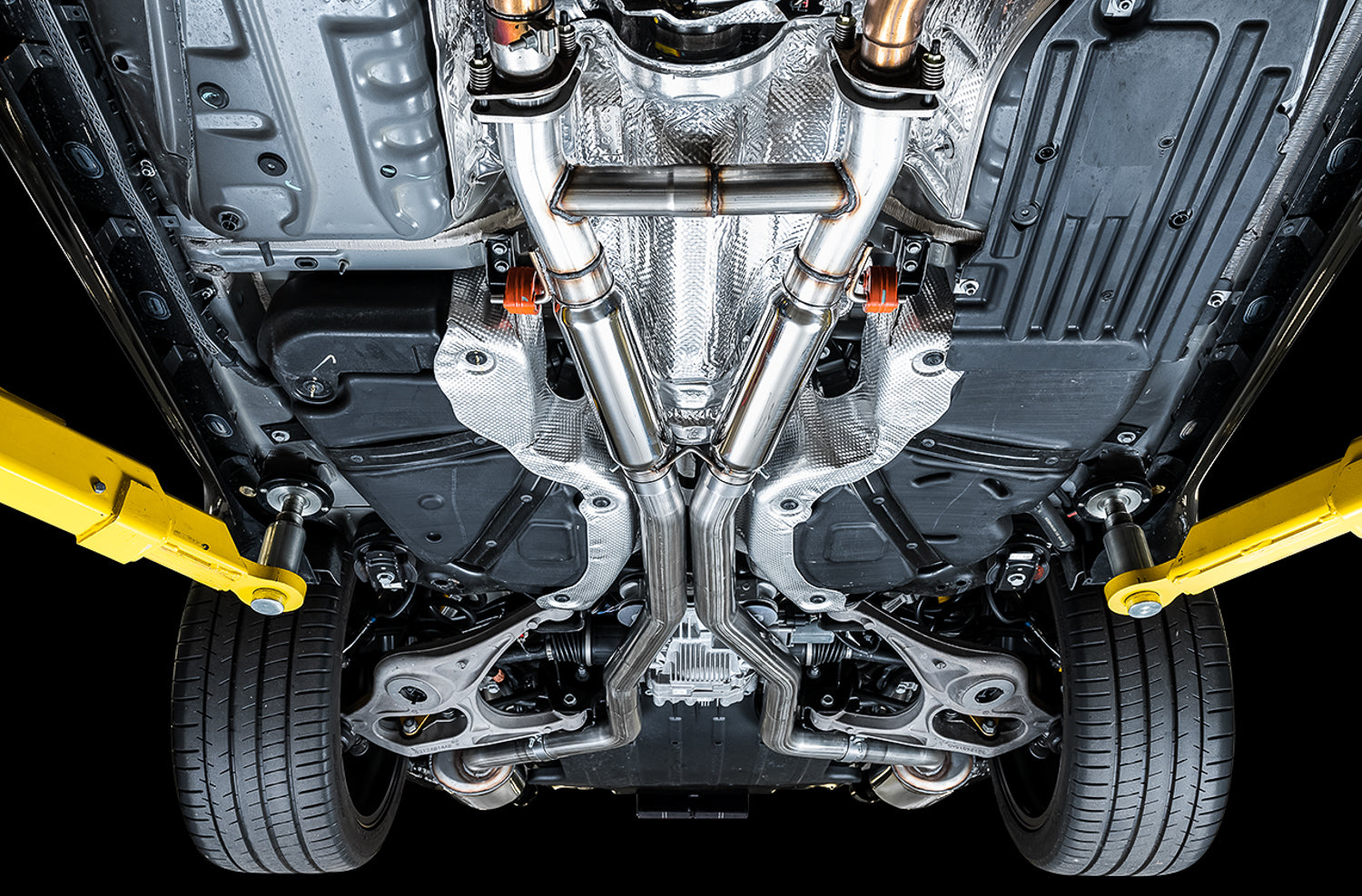 AWE Touring Edition Exhaust – Jeep WK2 Grand Cherokee SRT / Trackhawk
