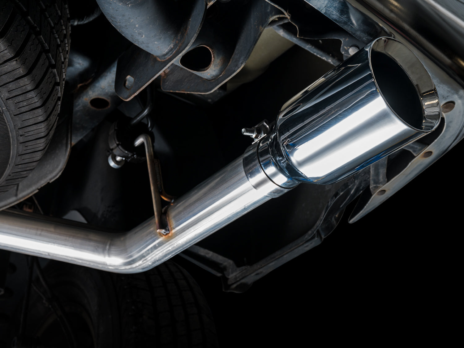 AWE 0FG Exhaust – RAM 1500 5.7L (DS, without Bumper Cutouts)