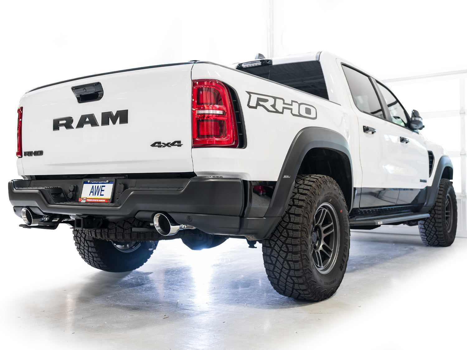 AWE 0FG Exhaust – RAM 1500 RHO