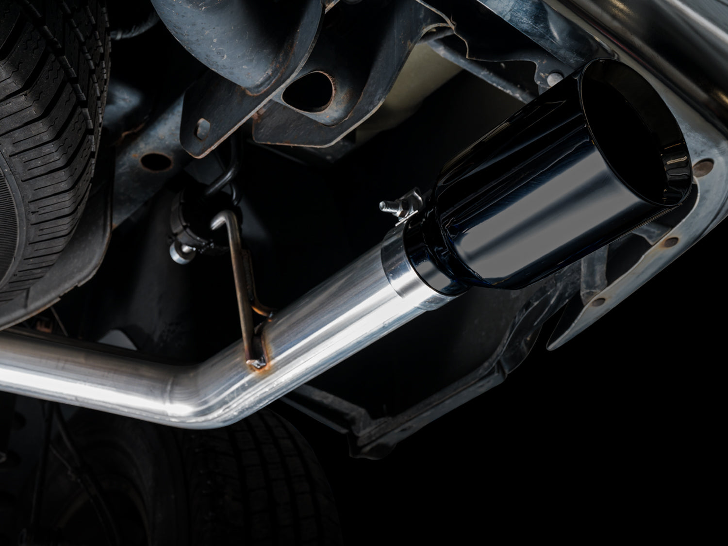 AWE 0FG Exhaust – RAM 1500 5.7L (DS, without Bumper Cutouts)