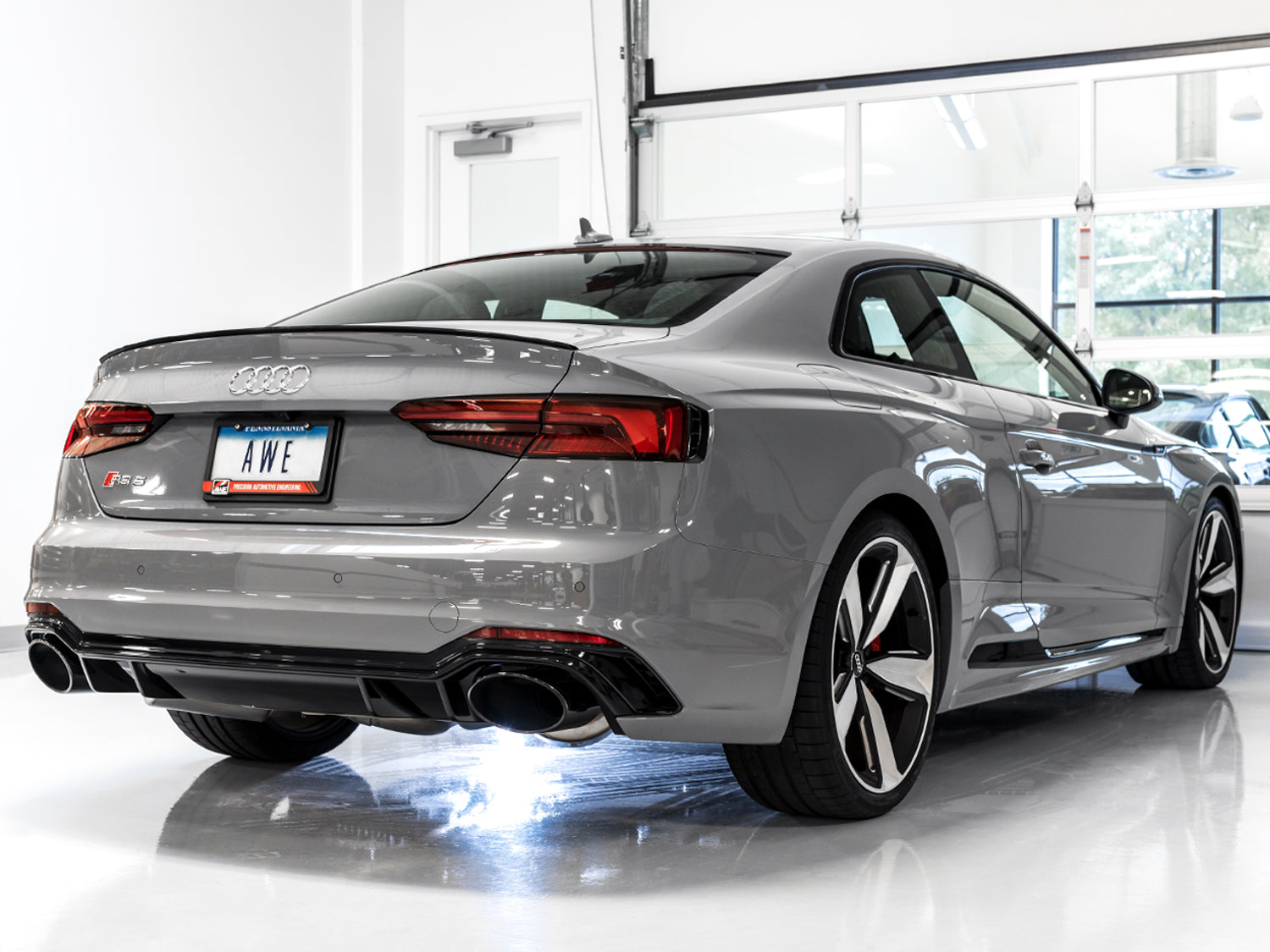 AWE Touring Edition Exhaust – Audi B9 RS5 Sportback 2.9TT