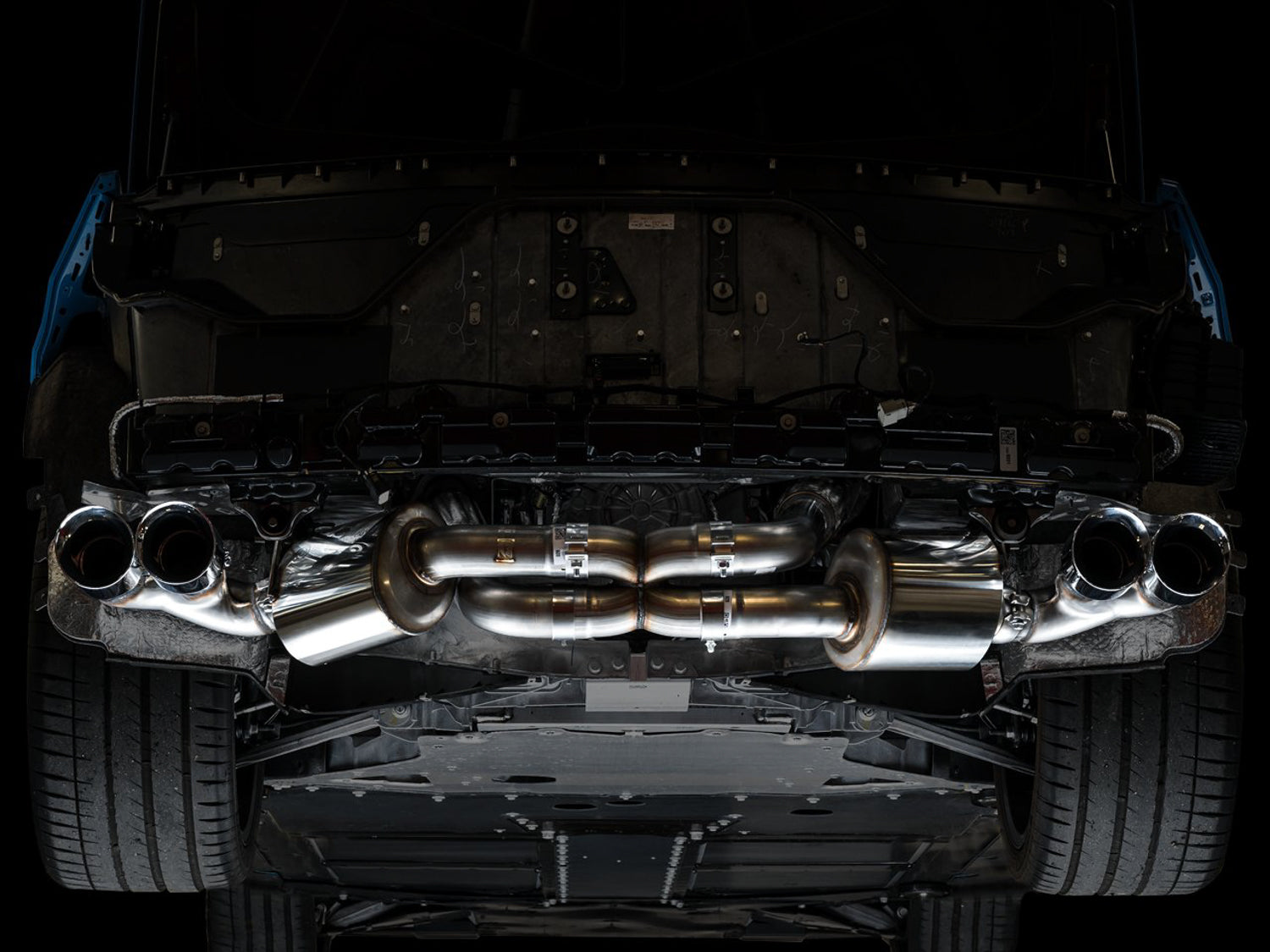 AWE Touring Edition Exhaust – Chevrolet C8 Corvette Stingray / E-Ray