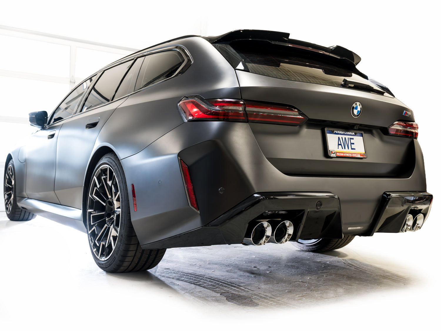 AWE Track Edition Exhaust – BMW G90 / G99 M5