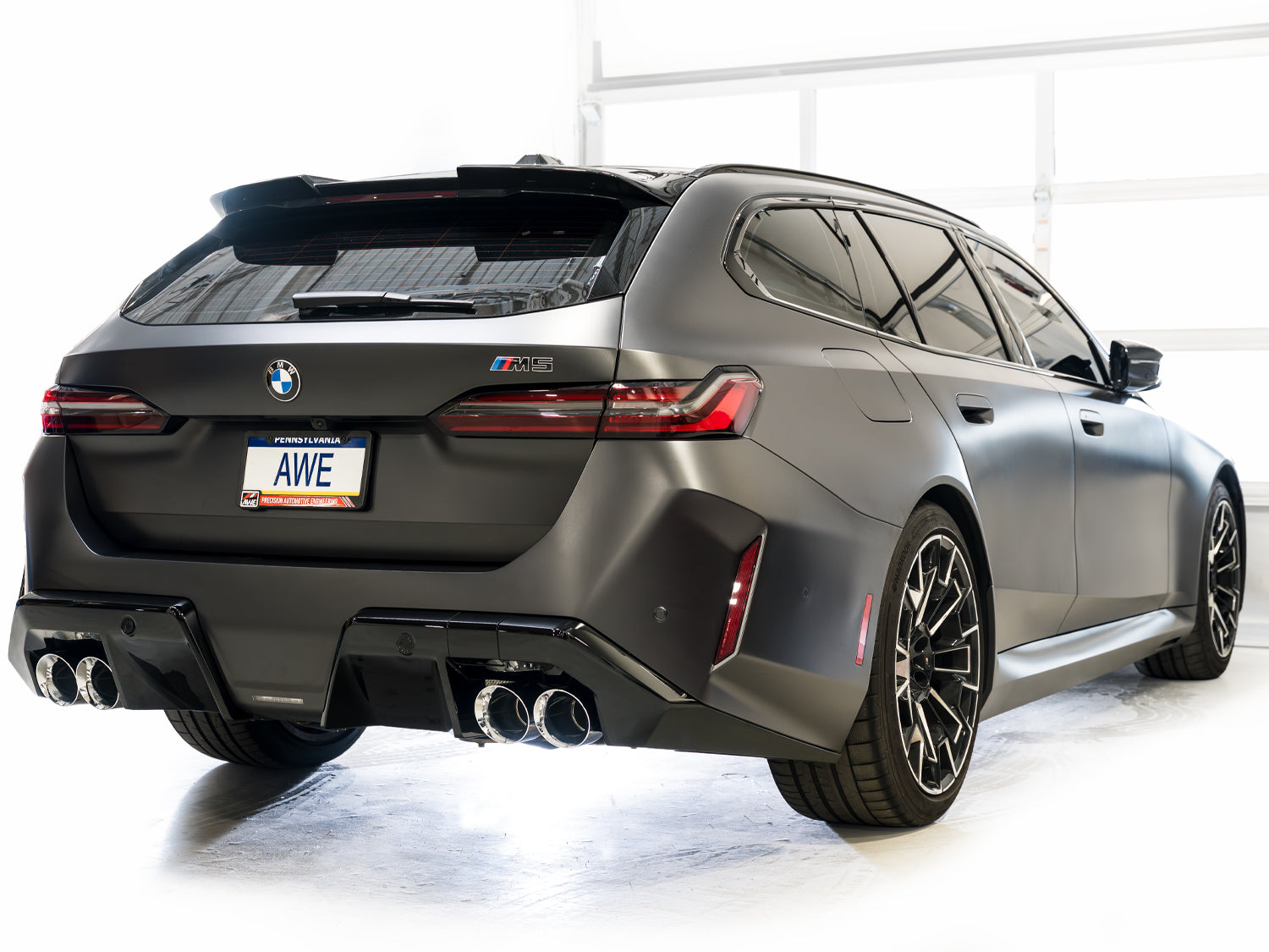 AWE Track Edition Exhaust – BMW G90 / G99 M5