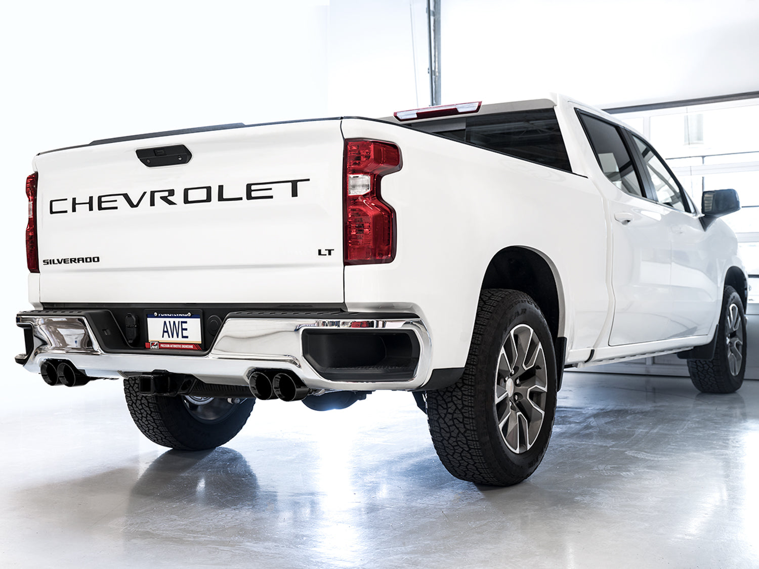 AWE 0FG Exhaust – Chevrolet Silverado / GMC Sierra 1500 6.2L (4th Gen)