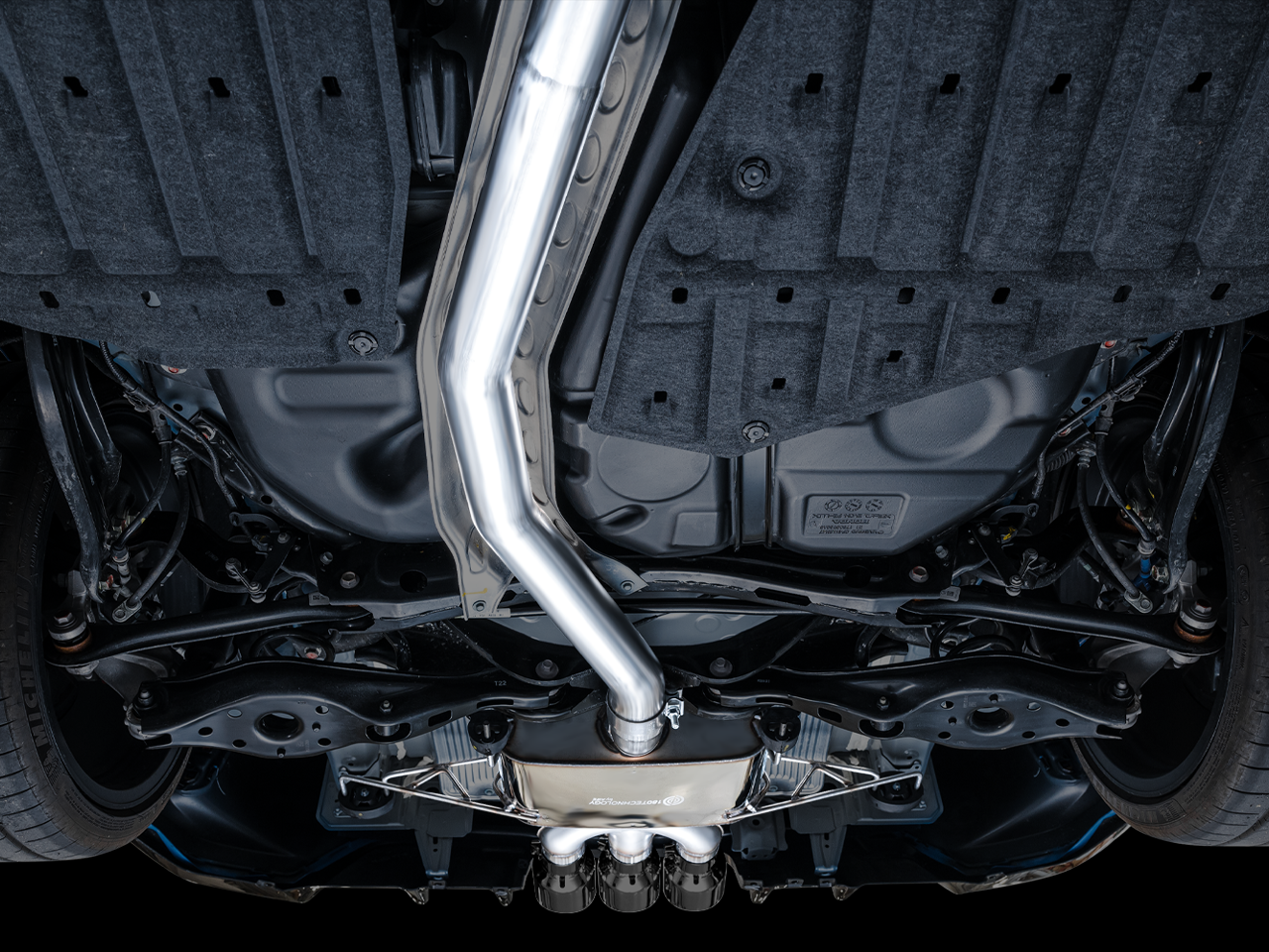 AWE Touring Edition Exhaust – Honda FL5 Civic Type R