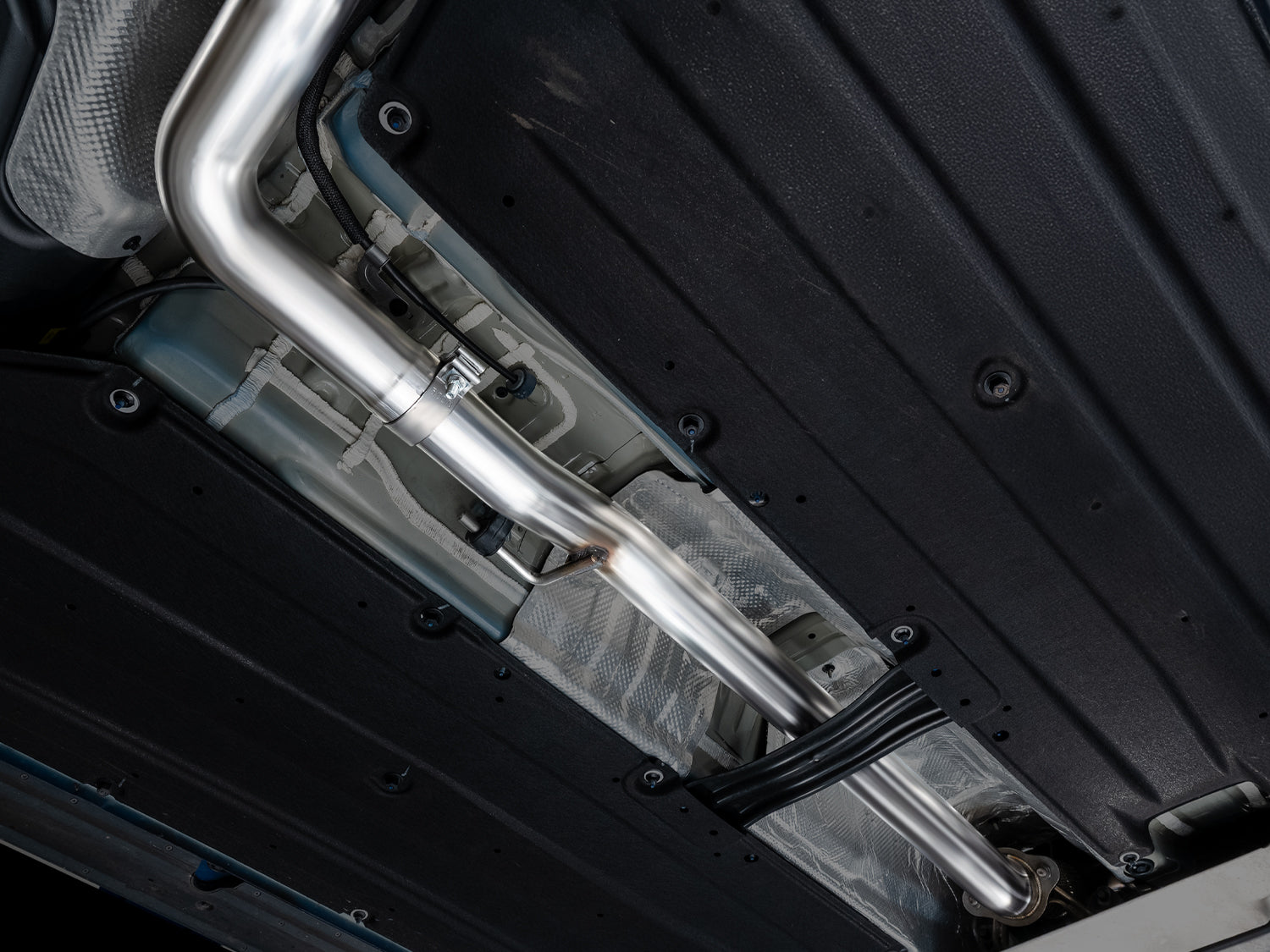 AWE Track Edition Exhaust – Hyundai Elantra N (i30 N Sedan)