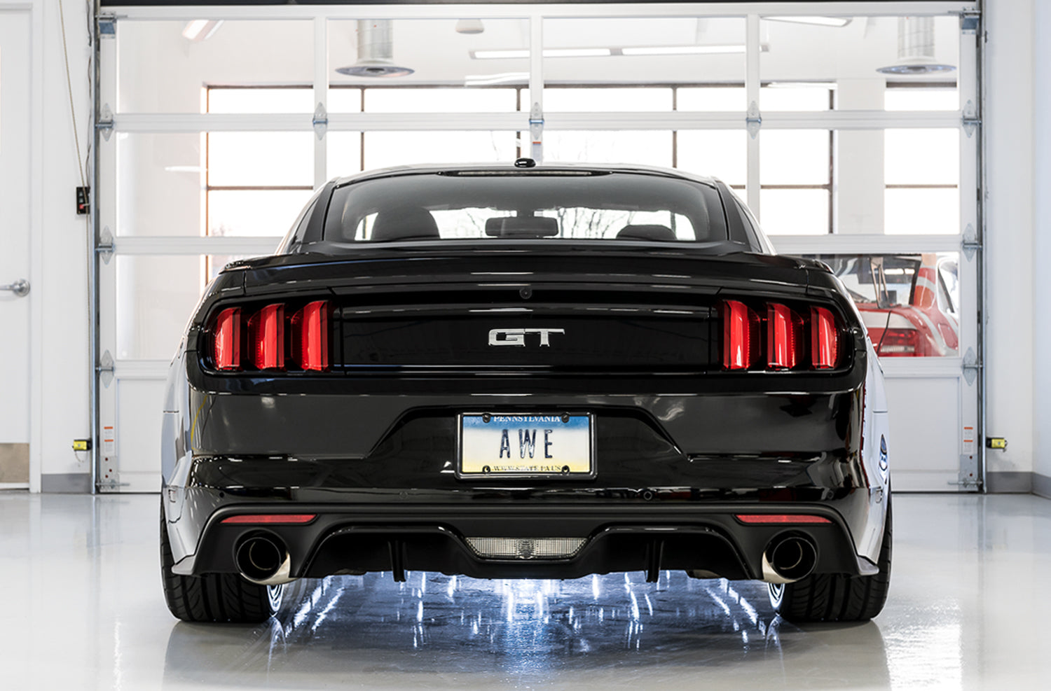 AWE Track Edition Exhaust – Ford S550 Mustang GT 2015–2017