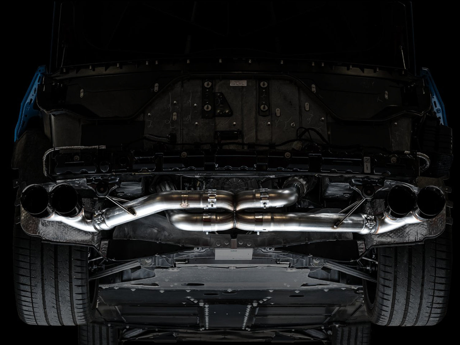 AWE Track Edition Exhaust – Chevrolet C8 Corvette Stingray / E-Ray