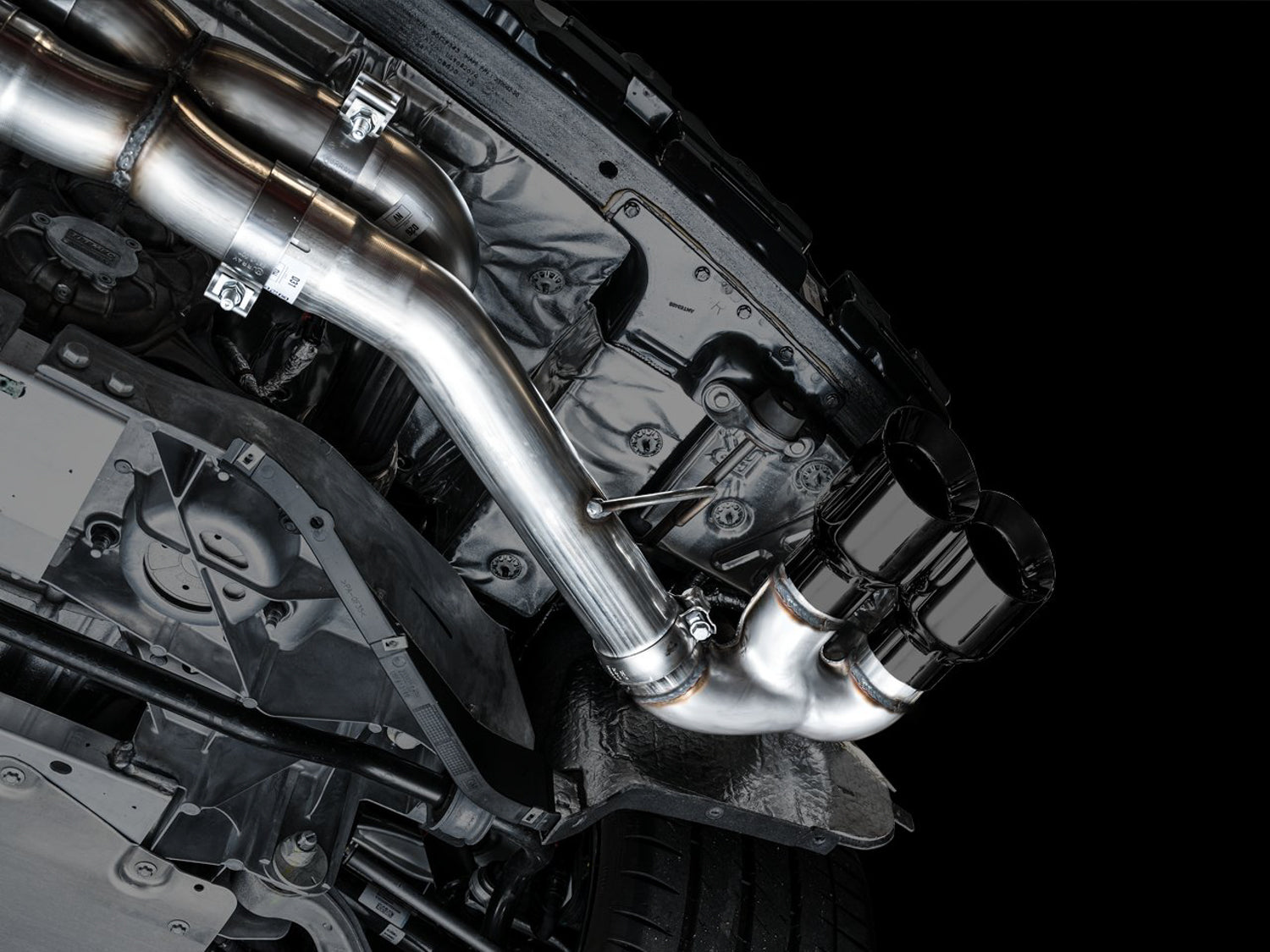 AWE Track Edition Exhaust – Chevrolet C8 Corvette Stingray / E-Ray