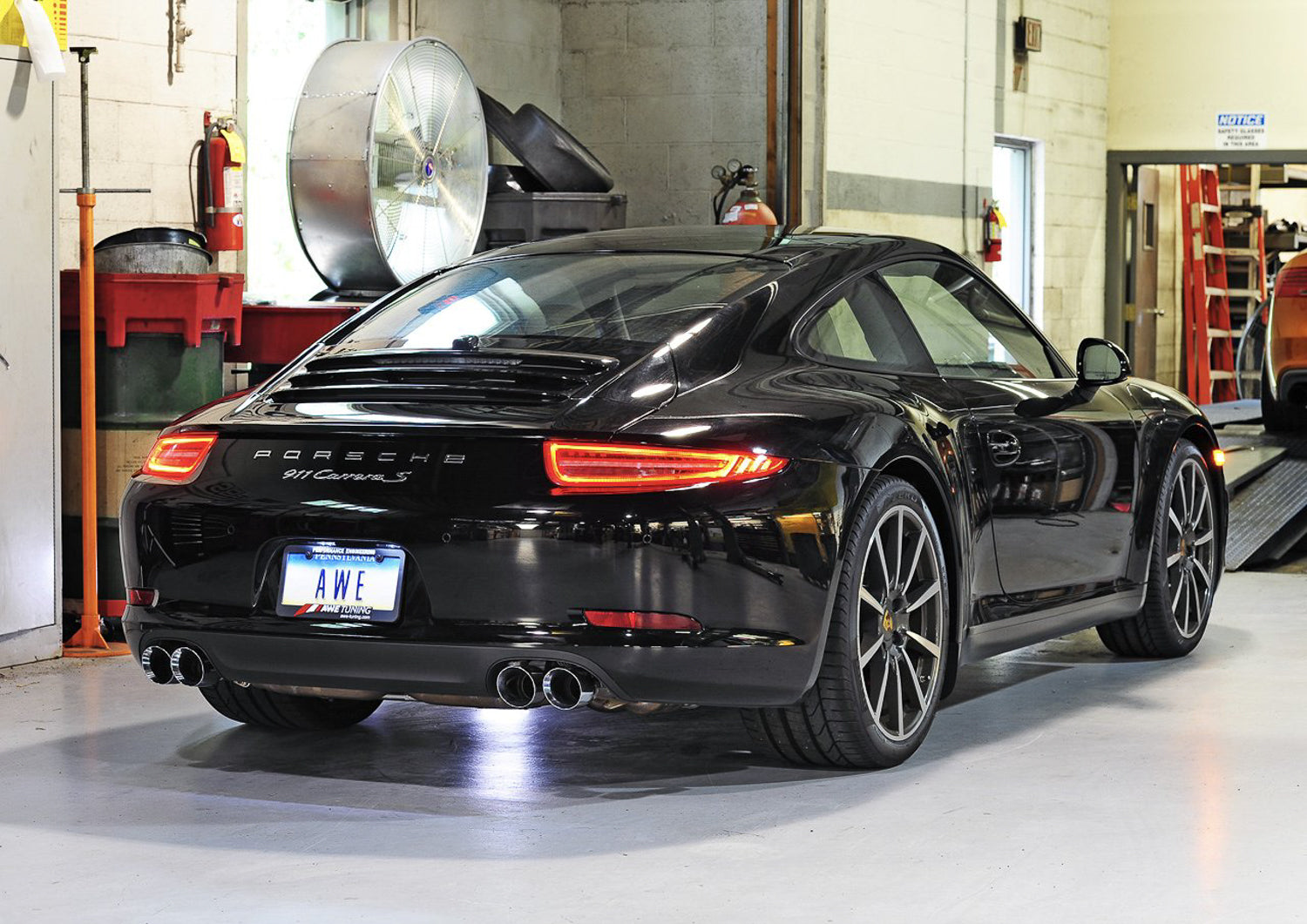 AWE SwitchPath Exhaust – Porsche 991.1 Carrera