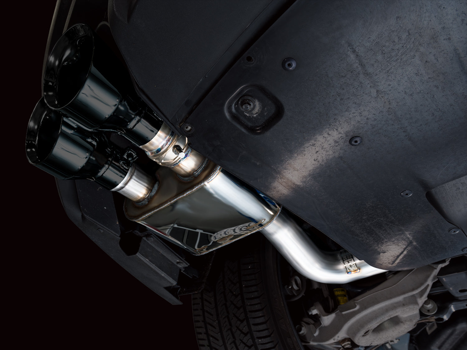 AWE SwitchPath Exhaust – Ford S550 Mustang Mach 1