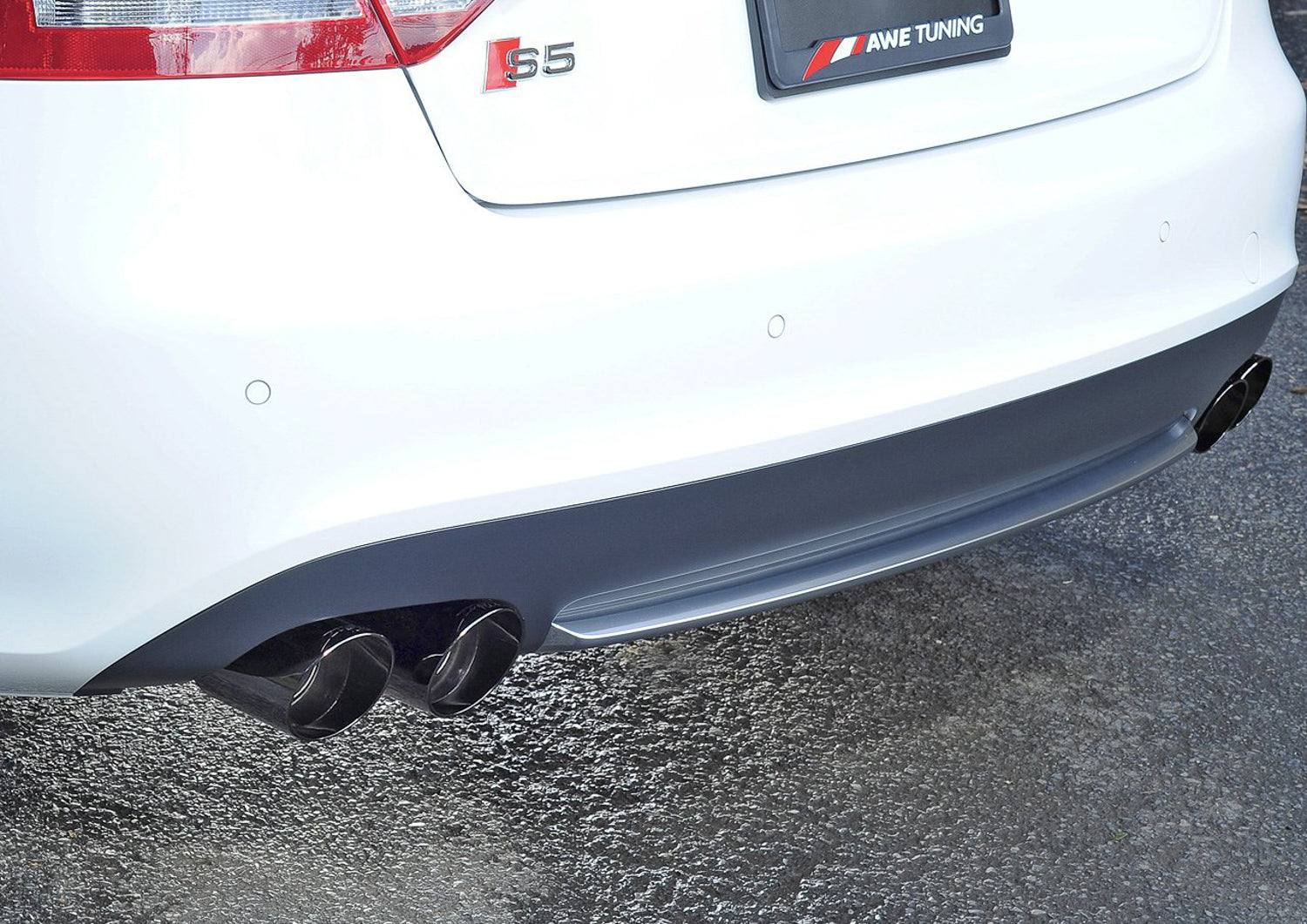 AWE Touring Edition Exhaust – Audi B8.5 S5 Cabriolet 3.0T