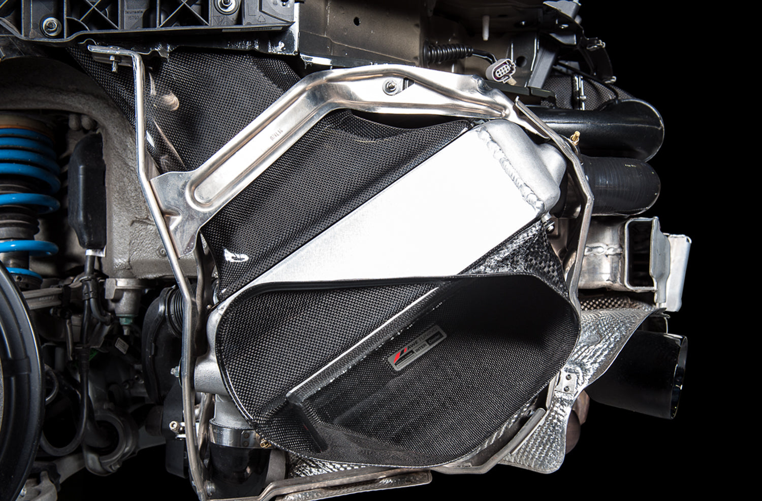 AWE ColdFront Intercooler – Porsche 991 Turbo