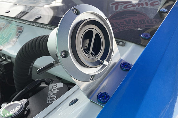 Radium 20-0604 dust cap and dry break installed