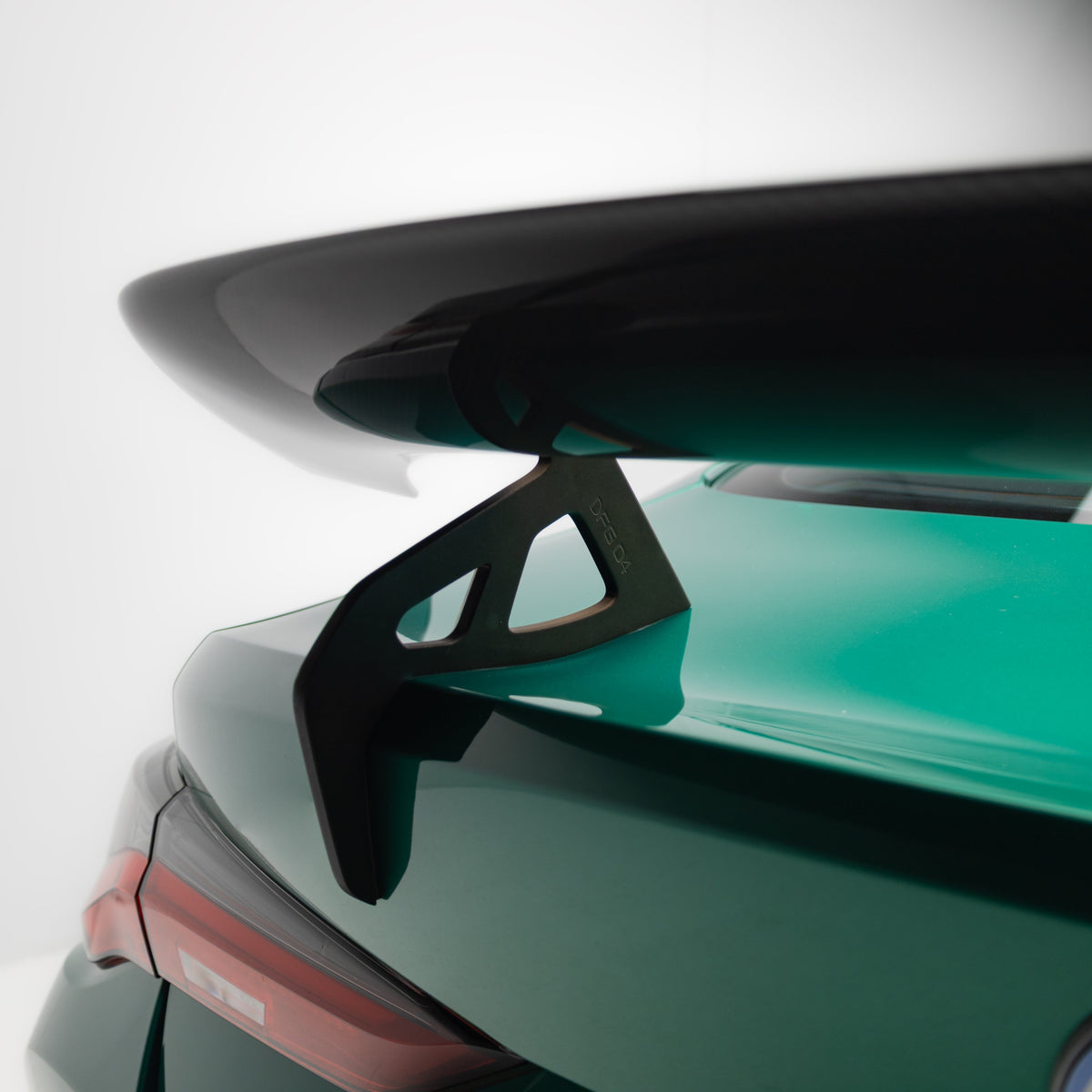 BMW G82 M4 AT-S Dry Carbon Fiber Swan Neck Wing 2020+