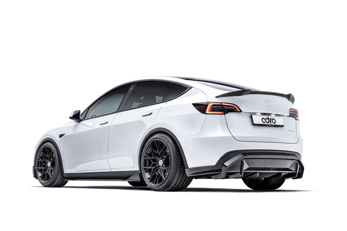 Tesla Model Y V2 Carbon Fiber Side Skirts 2022-2024