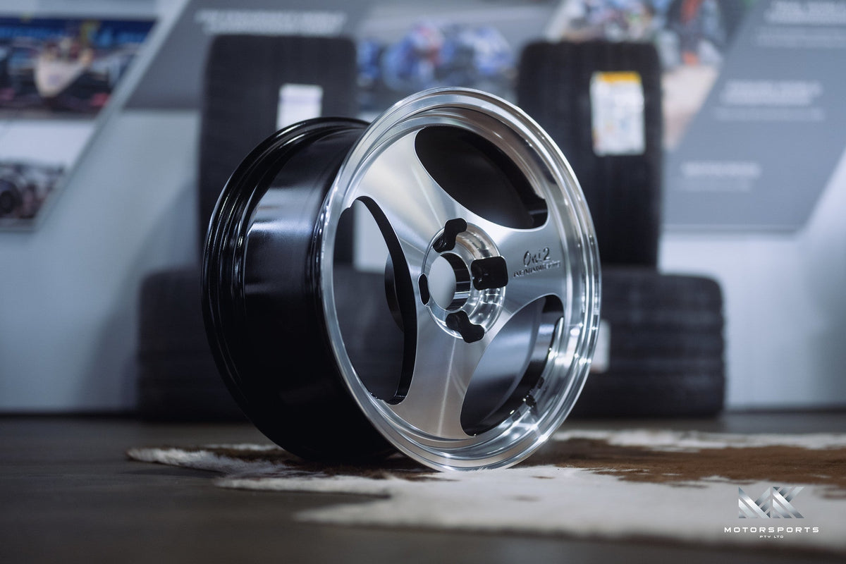Advan Racing Oni2 wheel – view 2