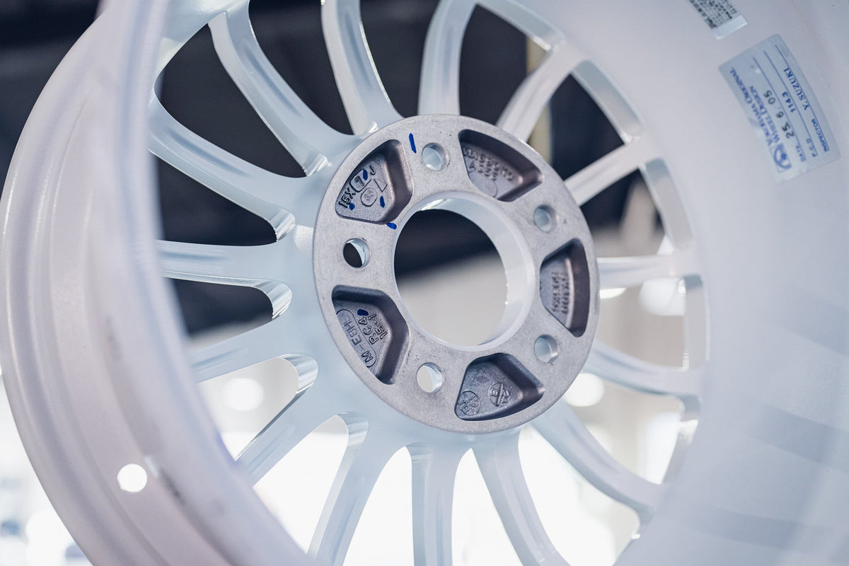 Advan Racing RC-4 wheel – view 7