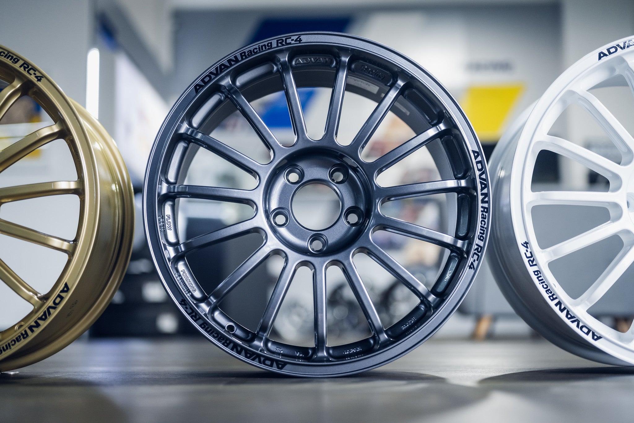 Advan Racing RC-4 wheel – Rally Gun Metallic (RGM)