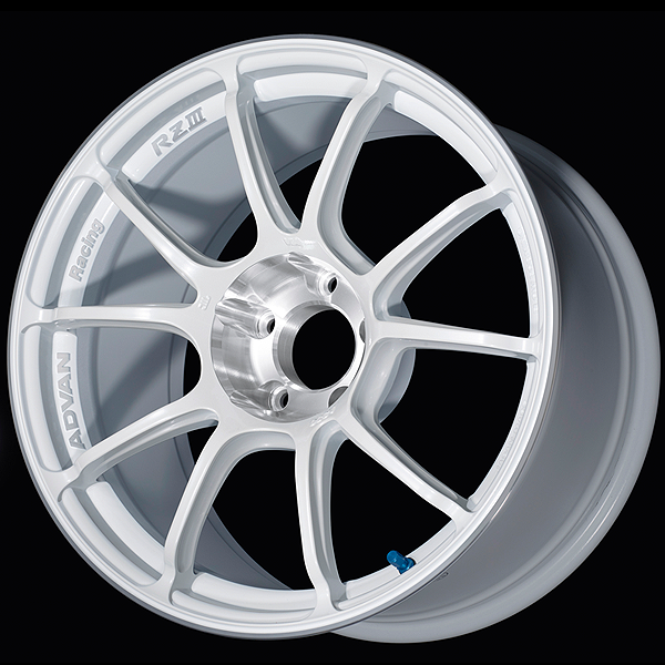 Advan Racing RZIII wheel – Racing White Metallic & Diamond Cut (WMC)