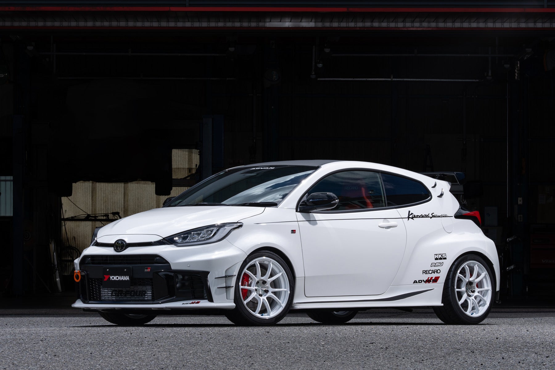Advan Racing RZIII wheel