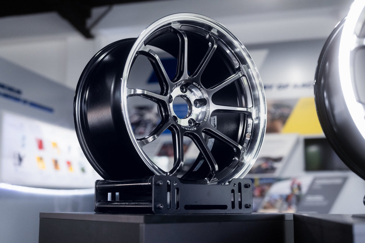 Advan RZ-DF2 wheel – Diamond cut & Hyper Platinum Black (DHPB)