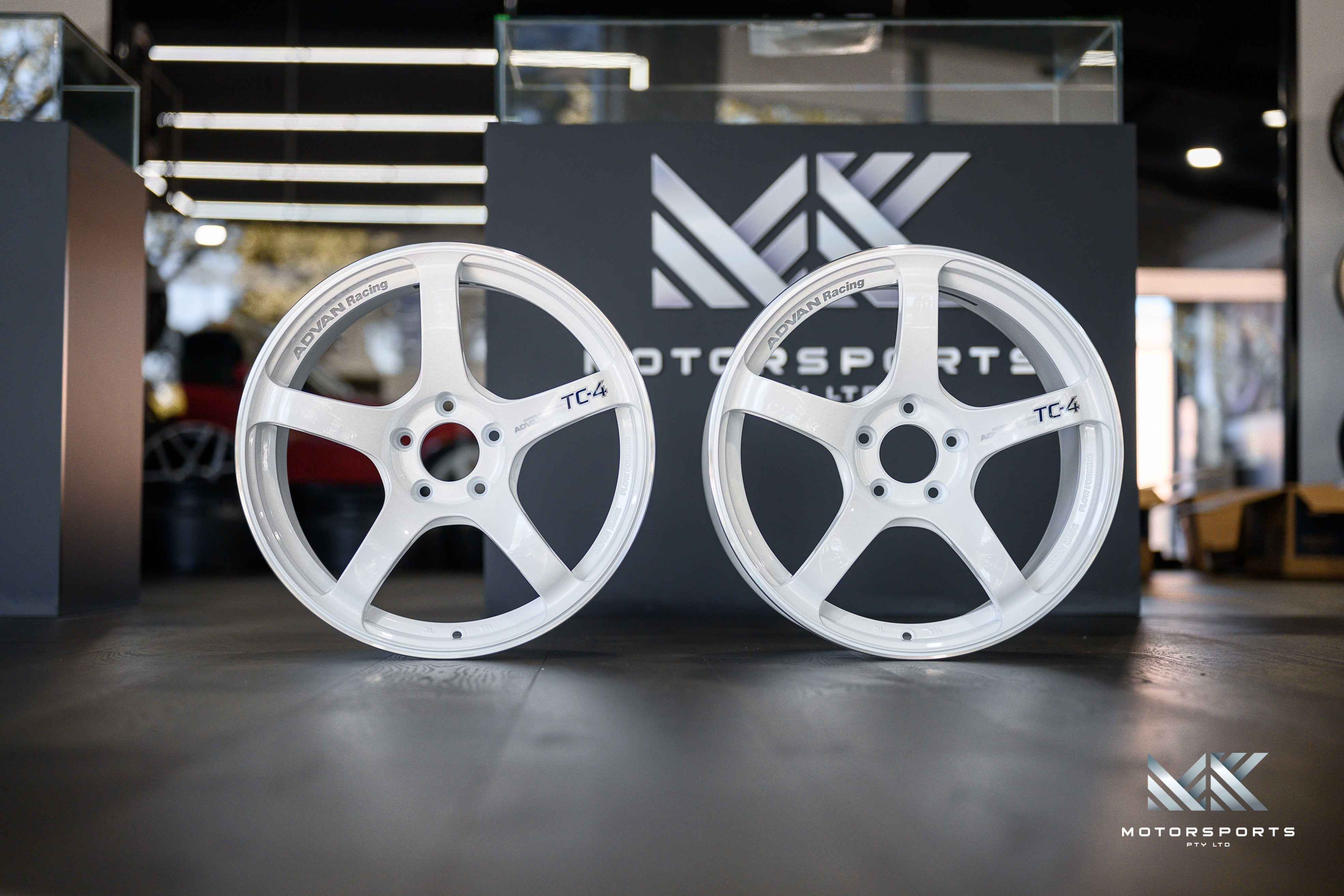 Advan TC-4 wheel – view 6