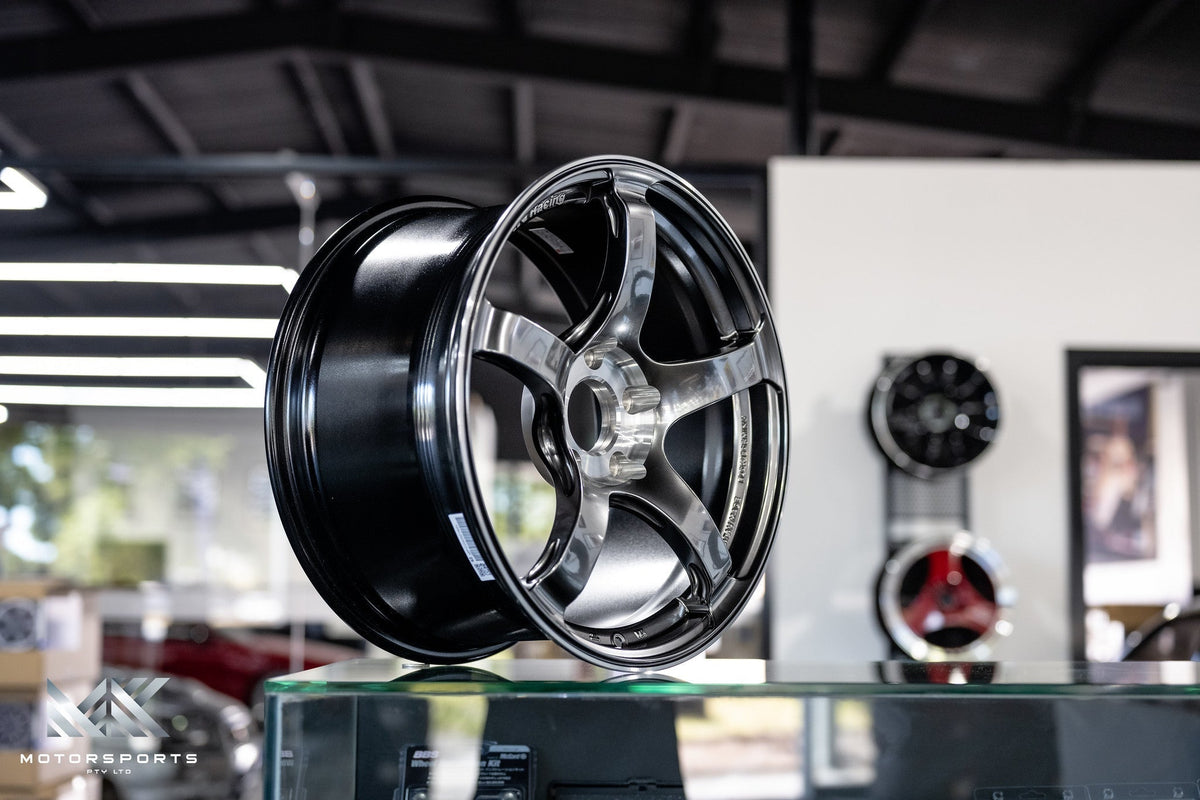 Advan TC-4 SE wheel – Racing Hyper Black & Diamond Cut (HBC)