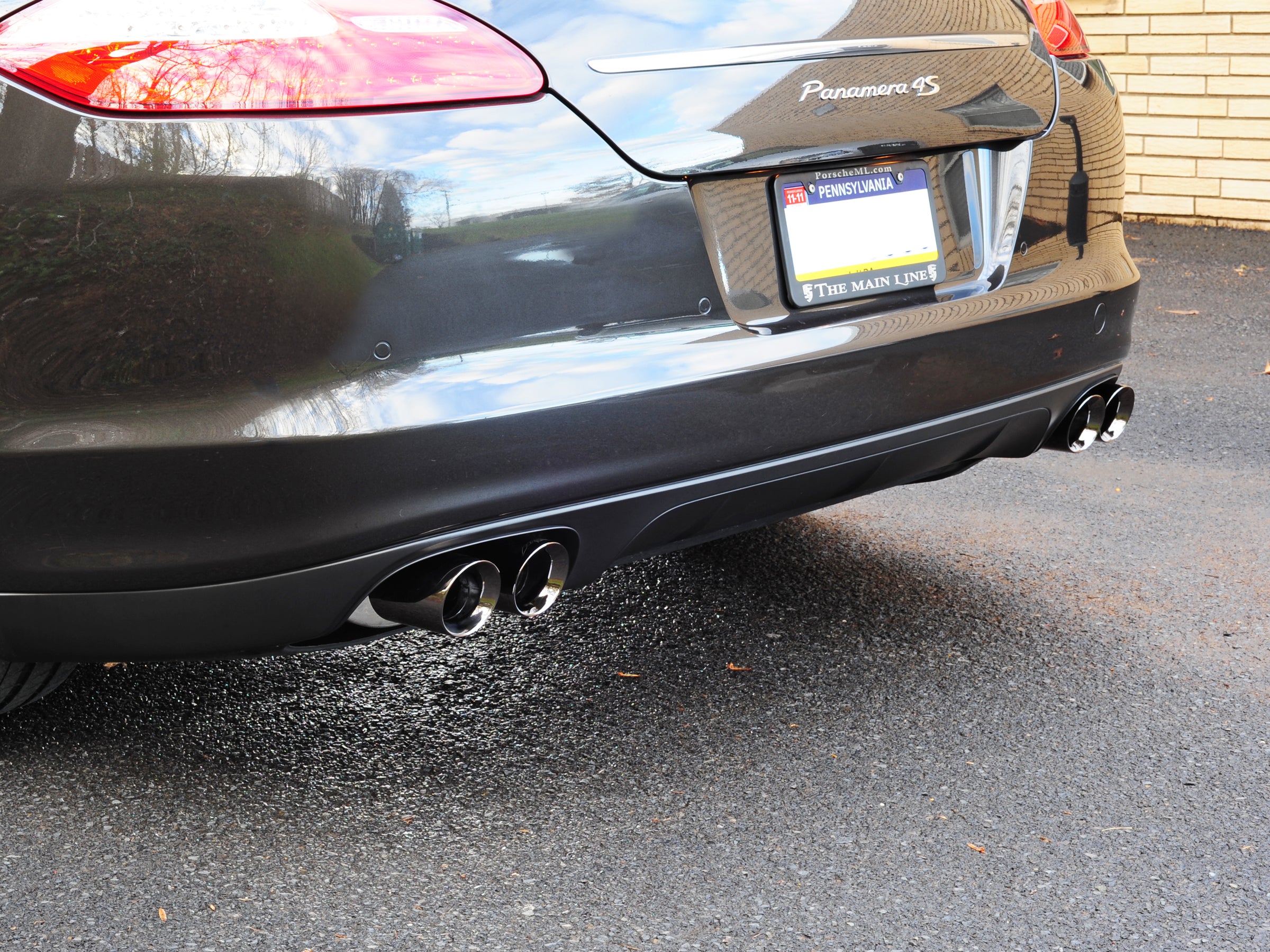 AWE Performance Exhaust – Porsche 970 Panamera S / 4S