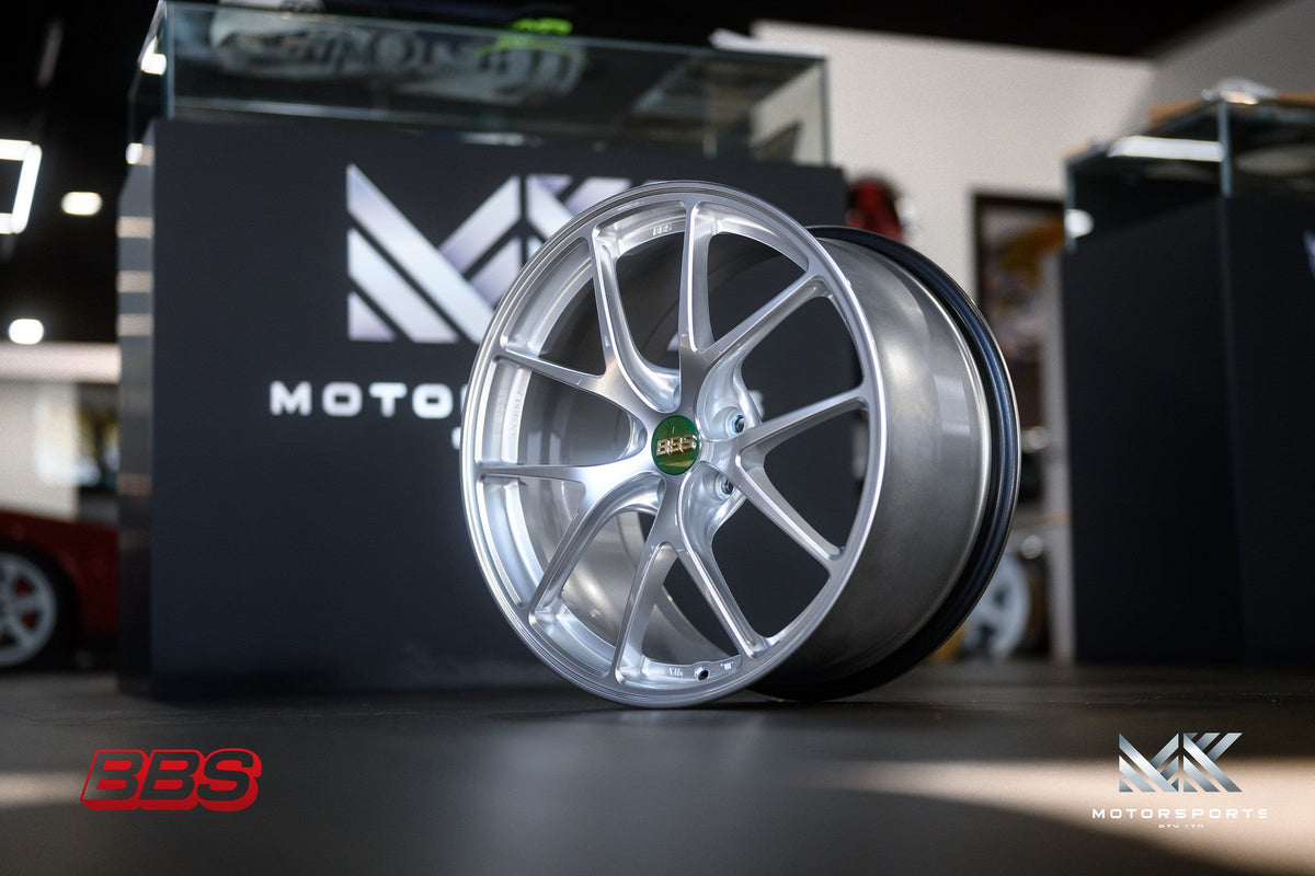 BBS RI-A wheel