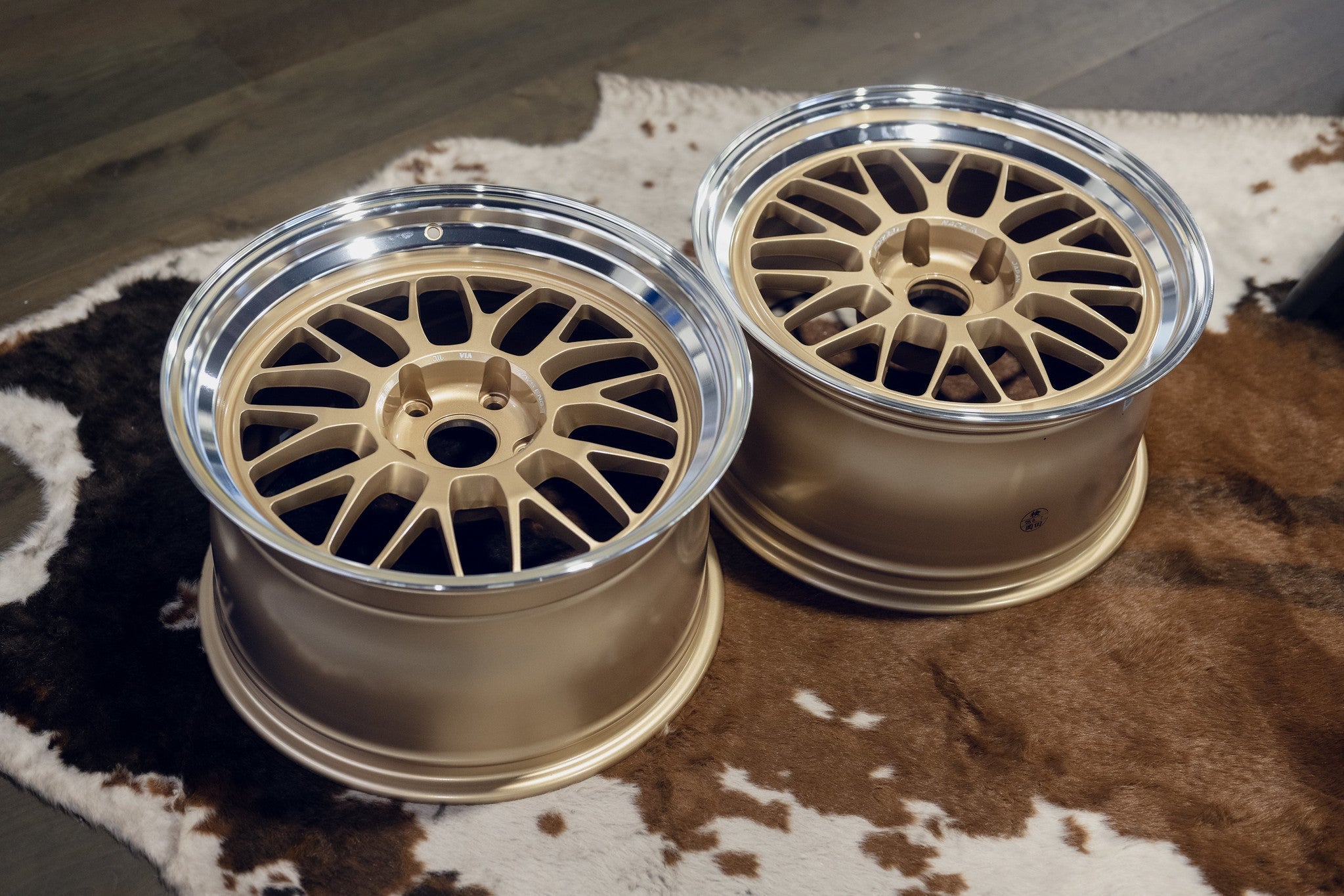 Volk Racing 21A Custom for BMW wheel – Gold / Rim DC (GO)