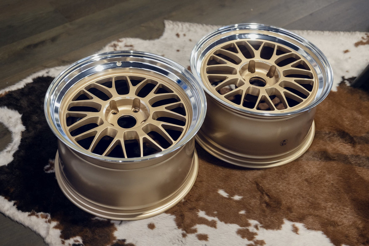 Volk Racing 21A Custom for BMW wheel – Gold / Rim DC (GO)