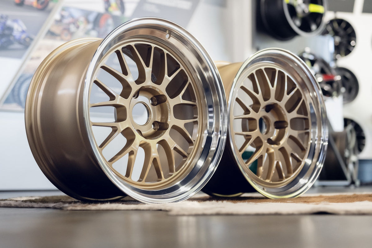 Volk Racing 21A Custom for BMW wheel – Gold / Rim DC (GO)