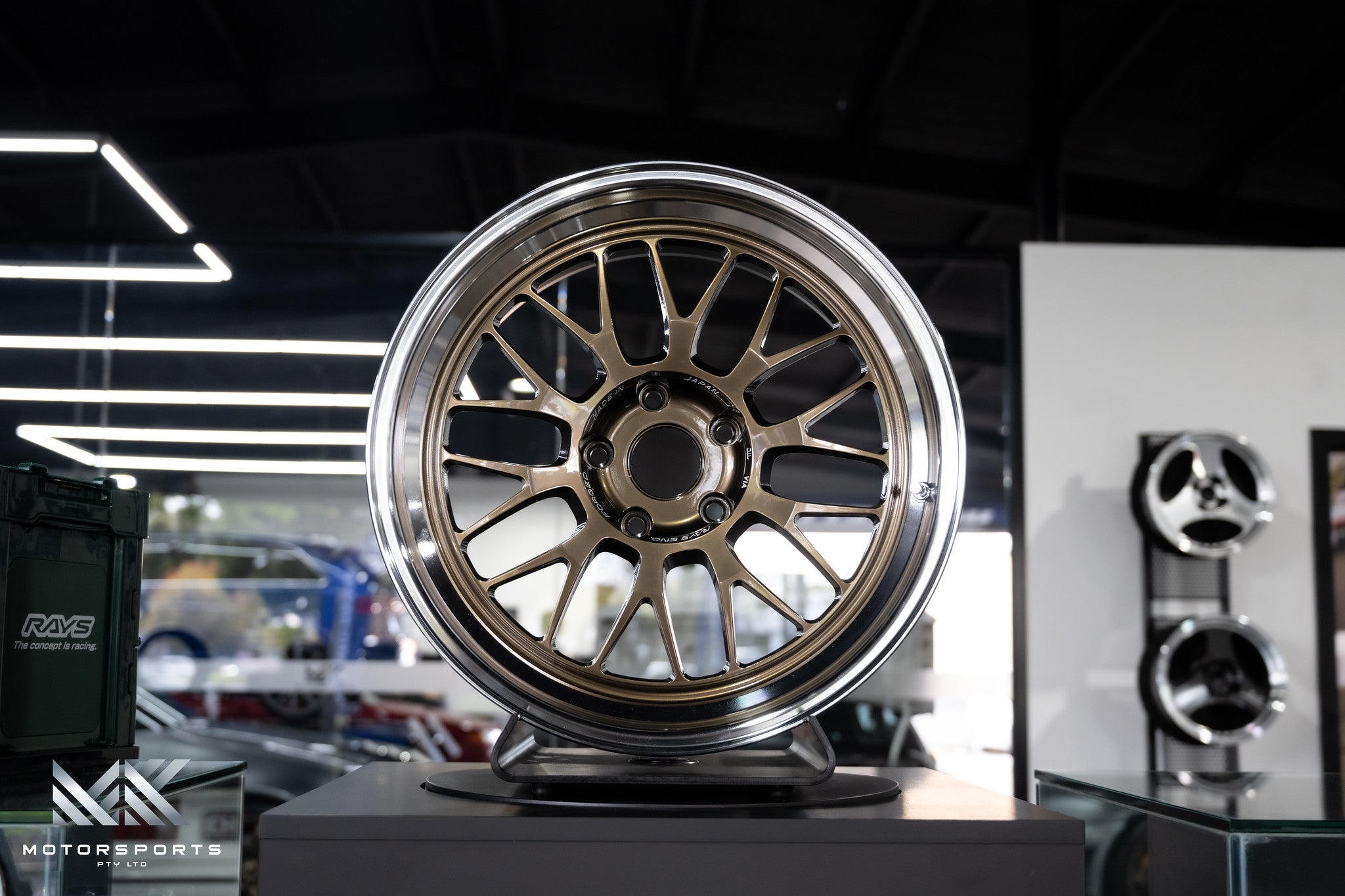 Volk Racing 21A spec-SR wheel – view 5