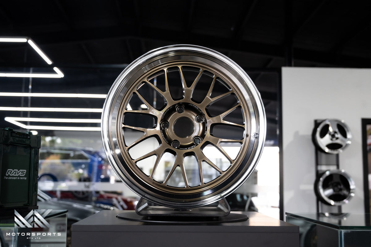 Volk Racing 21A spec-SR wheel – view 5
