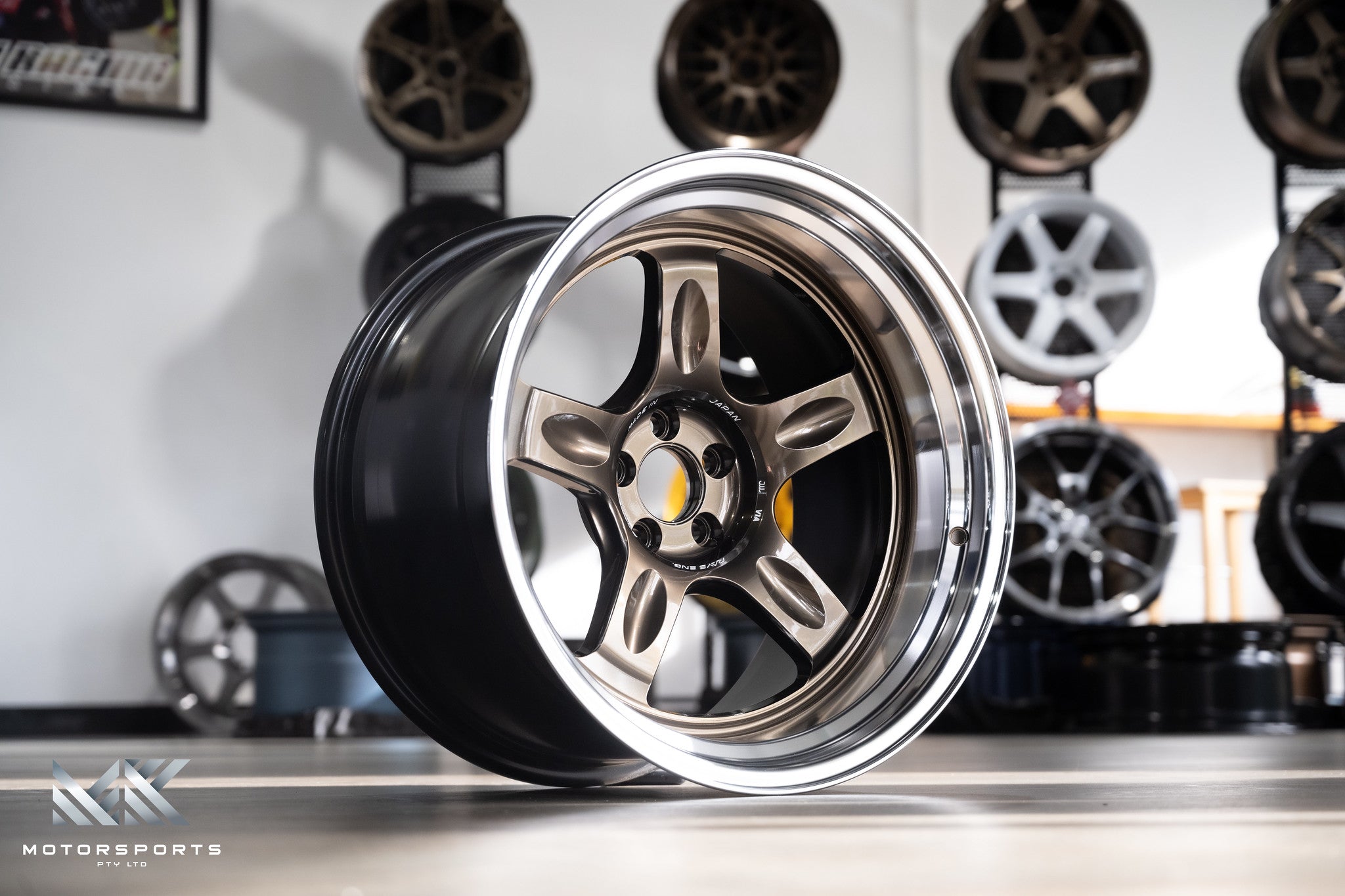 Volk Racing 21C spec-SR wheel – view 3