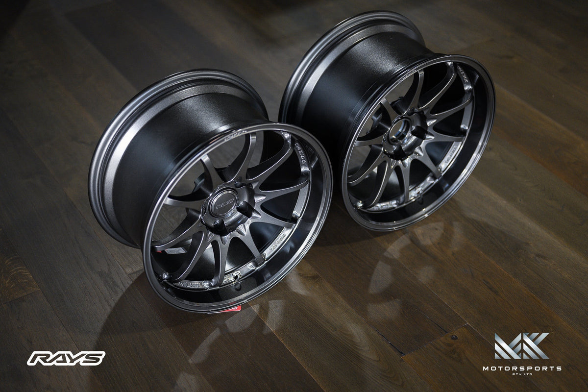 Volk Racing CE28 Club Racer II Black Edition wheel – view 2