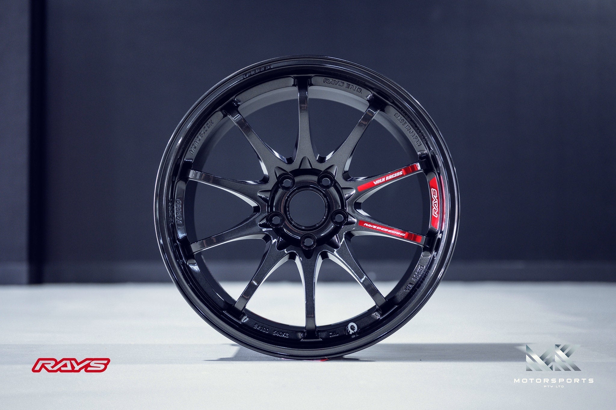 Volk Racing CE28 Club Racer II Black Edition wheel – view 5