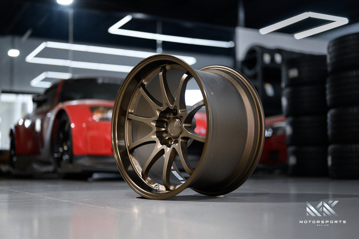 Volk Racing CE28N wheel – Bronze (BR)