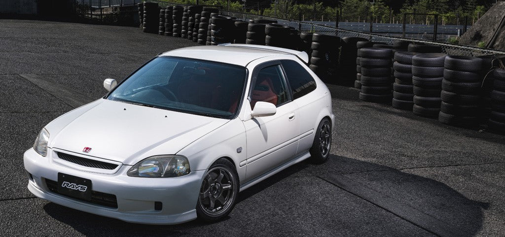 Volk Racing TE37 Saga S-Plus wheel
